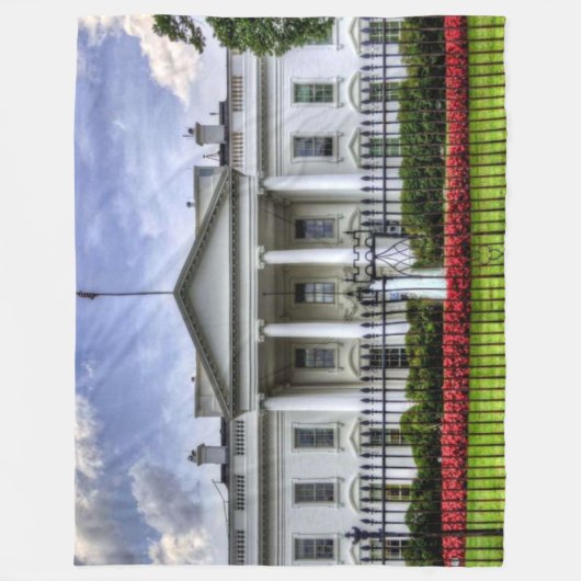 COUVERTURE POLAIRE MAISON BLANCHE (Devant)