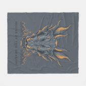 Couverture Polaire MAISON DU DRAGON | Altar à bougie de Balerion (Devant (Horizontal))