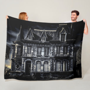 COUVERTURE POLAIRE MAISON HAUNTÉE