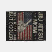 Couverture Polaire Maman Jitsu comme une maman normale mais plus cool (Devant (Horizontal))