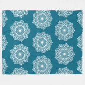 Couverture Polaire Mandala blanc sur fond bleu (Devant (Horizontal))