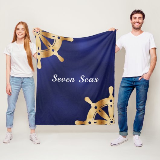 Couverture Polaire Marine bleu yacht nom de bateau or volant (En situation)