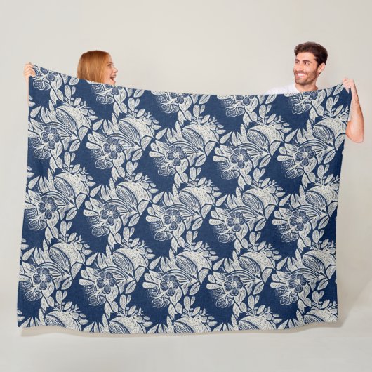 Couverture Polaire Masculine Navy effet bleu Indigo Floral partout (En situation)