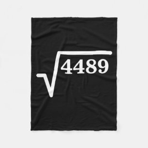 Couverture Polaire Mathématiques 4489, Blague de maths sur le carré p