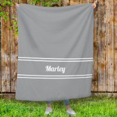 Couverture Polaire Modèle de script de monogramme de nom minimal gris