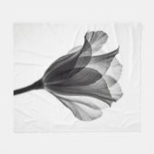 Couverture Polaire Monochrome botanical fine art photograph (Devant (Horizontal))