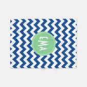Couverture Polaire Monogramme bleu et blanc Chevron Motif géométrique (Devant (Horizontal))