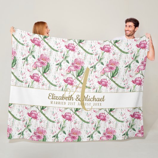 Couverture Polaire Monogramme or Pink Peonies Feuilles verts Nouveaux (En situation)