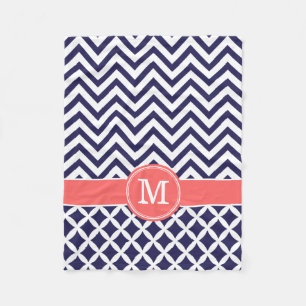 Couverture Polaire Monogramme personnalisé Navy Blue et Coral Chevron