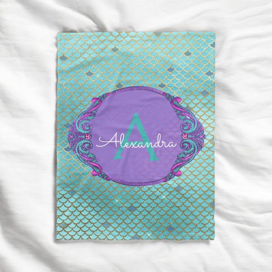 Couverture Polaire Monogramme turquoise vert et mauve de sirène