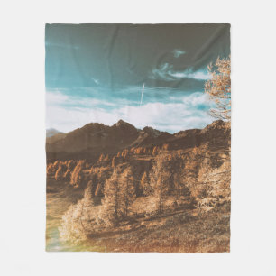 Couverture Polaire MONTAGNE ROCHEUSE Brown SOUS LE CIEL BLEU PENDANT 