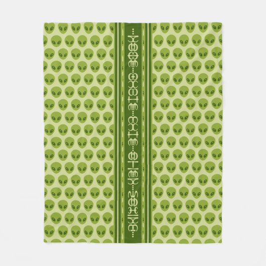 Couverture Polaire Motif Alien vert mignon avec votre nom dans Glyphe (Devant)