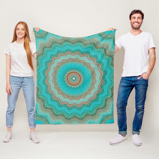 Couverture Polaire Motif circulaire turquoise, beige. Mandala. (En situation)