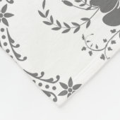 Couverture Polaire Motif Damask blanc et gris (Coin)