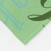Couverture Polaire motif de nom vert sage (Coin)