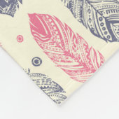 Couverture Polaire Motif De Plumes Ethniques Rose Et Violet (Coin)
