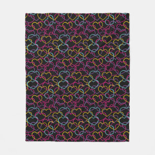 Couverture Polaire Motif de Valentine avec des coeurs de couleur
