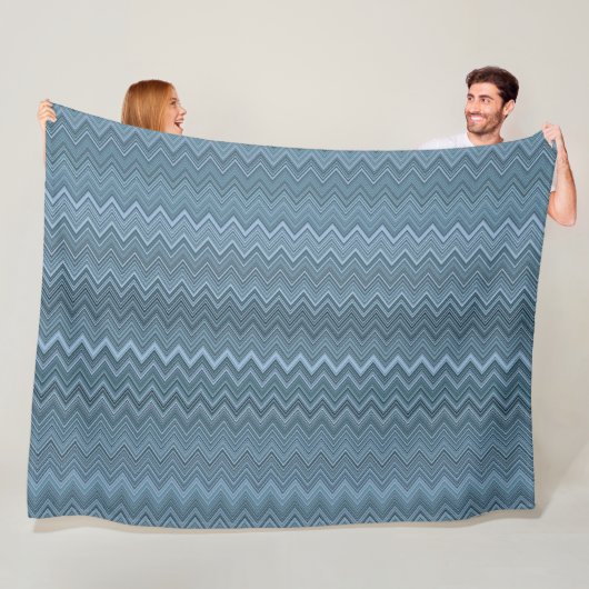 Couverture Polaire Motif gris bleu Zigzag Wavy (En situation)
