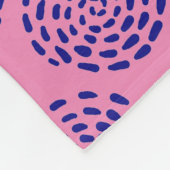 Couverture Polaire Motif indigo bleu foncé rayé sur rose (Coin)