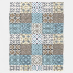 Couverture Polaire Motif marocain en carreaux