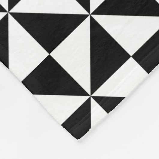 Couverture Polaire Motif noir et blanc de triangle (Coin)