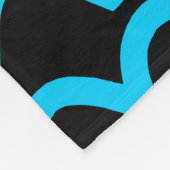 Couverture Polaire Motif ondulé - bleu ciel sur noir (Coin)