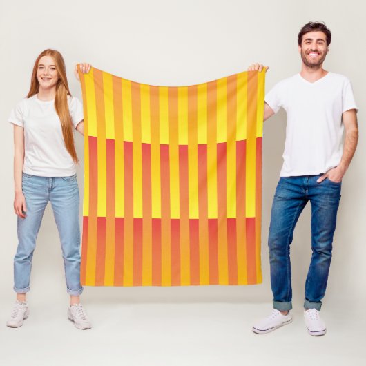 Couverture Polaire Motif rayé jaune orange (En situation)
