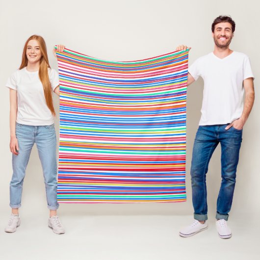 Couverture Polaire Motif rayures colorées d'été (En situation)