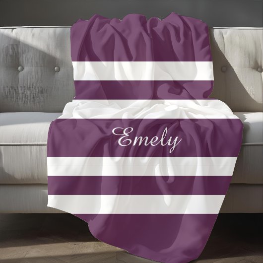 Couverture Polaire Motif rayures violet et blanc Nom Impression