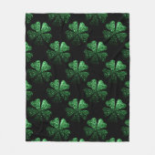 Couverture Polaire Motif Shamrock brillant vert foncé sur noir (Devant)