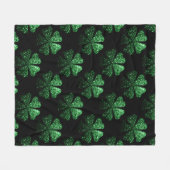 Couverture Polaire Motif Shamrock brillant vert foncé sur noir (Devant (Horizontal))