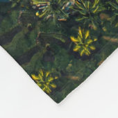 Couverture Polaire Mousse verte sur roche noire (Coin)