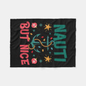 Couverture Polaire Naughty But Nice Funny Nautical Christmas Pun Joke (Devant (Horizontal))