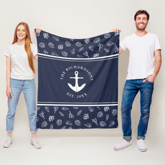 Couverture Polaire Nautical Navy Blue Nom de famille Ancre (En situation)