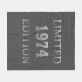 Couverture Polaire Né en 1974 cadeau d'anniversaire (Devant (Horizontal))