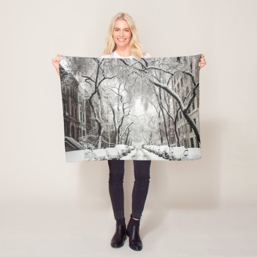 Couverture Polaire Neige urbaine de Noël à Brooklyn NY (En situation)