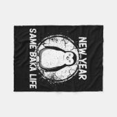 Couverture Polaire New Year Same Baka Life Baka Penguin  (Devant (Horizontal))