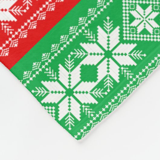 COUVERTURE POLAIRE NOËL ORNAMENTS DESIGN ROUGE BLANC VERT (Coin)