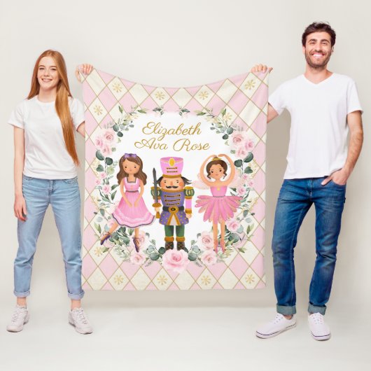 Couverture Polaire Noisette florale rose rousse Fête Bébé Fille (En situation)