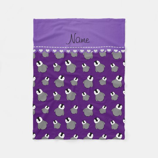 Couverture Polaire Nom personnalisé pingouins de bébé pourpre (Devant)
