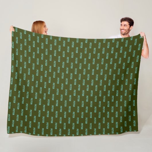 Couverture Polaire Nom répétitif personnalisé sur Dark Green (En situation)