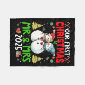 Couverture Polaire Notre Premier Noël En Tant Que M. &amp; Mme 2025 C (Devant (Horizontal))