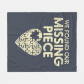 Couverture Polaire Nous Avons Trouvé La Fierté D'Adoption De Pièce Ma (Devant (Horizontal))