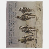 COUVERTURE POLAIRE NOUS DORMONS SOUS NOS LITS,... (Devant)