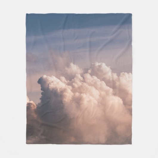 COUVERTURE POLAIRE NUAGES BLANCS SOUS CIEL BLEU (Devant)