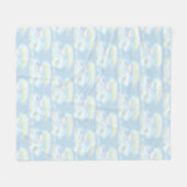 Couverture Polaire Nuages pastel mignons sur fond bleu clair (Devant (Horizontal))