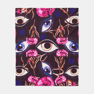Couverture Polaire Oeil de montagne. motif Abstrait