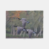 Couverture Polaire Oies du Canada en vol (Devant (Horizontal))