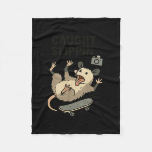 Couverture Polaire Opossum drôle de skateboard poubelle chat skater a