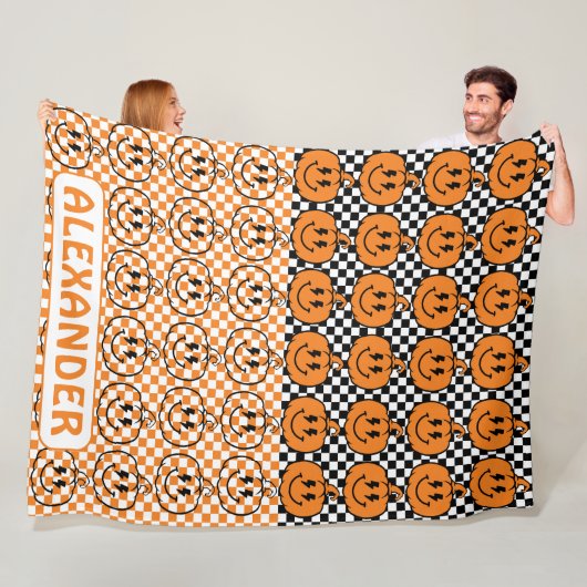 Couverture Polaire Orange Black Retro Rad Pumpkin Checkered Halloween (En situation)